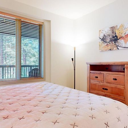 Mammoth Green 118 Located On Sierra Star Golf Course, Private Patio, Summer Pool Condo Mammoth Lakes Buitenkant foto
